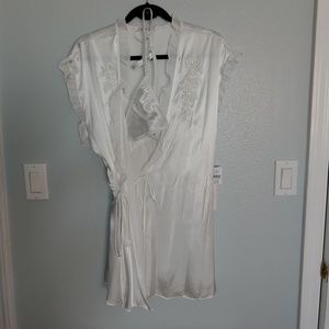 Ladies Nightgown & Robe